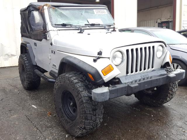 1J4FA39S24P718220 - 2004 JEEP WRANGLER X SILVER photo 1