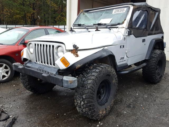 1J4FA39S24P718220 - 2004 JEEP WRANGLER X SILVER photo 2