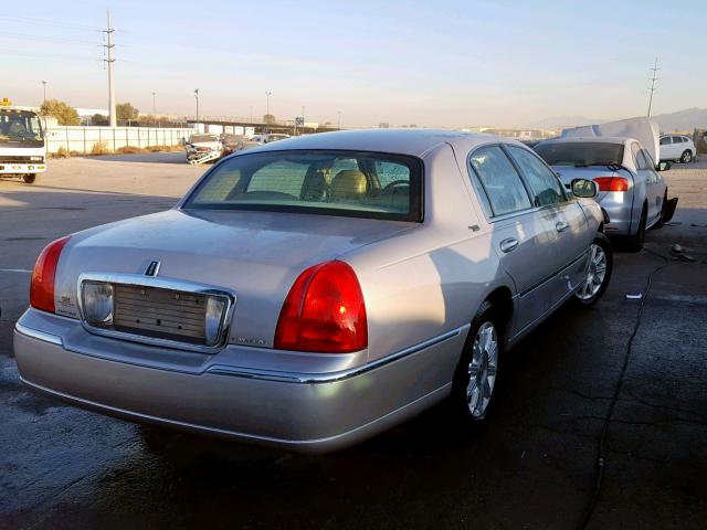 2LNBL8CV6AX614538 - 2010 LINCOLN TOWN CAR S SILVER photo 4