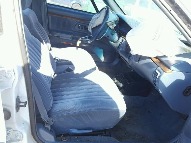 1G3HN52K1S4833463 - 1995 OLDSMOBILE 88 ROYALE WHITE photo 5