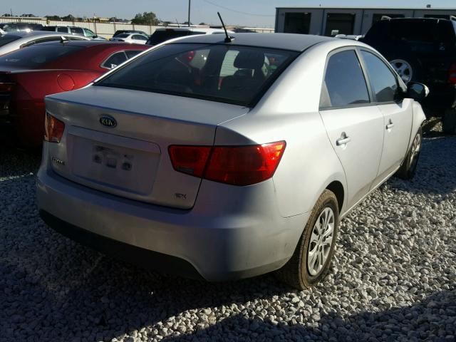 KNAFU4A26A5039019 - 2010 KIA FORTE EX SILVER photo 4