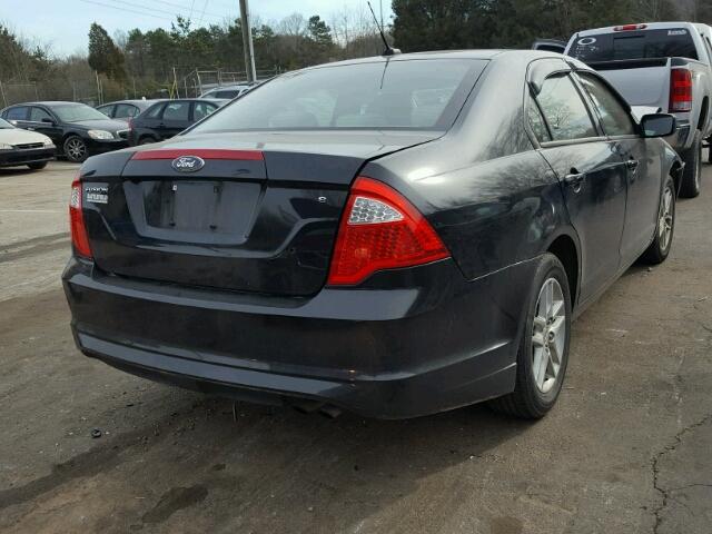 3FAHP0GA2AR336169 - 2010 FORD FUSION S BLACK photo 4