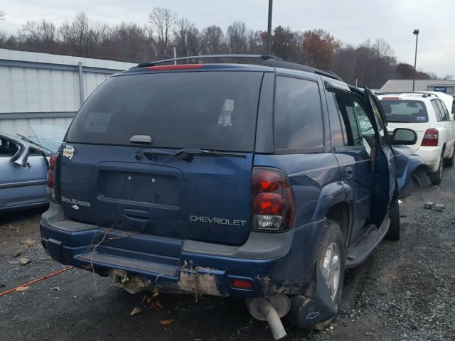 1GNDT13SX22213564 - 2002 CHEVROLET TRAILBLAZE BLUE photo 4