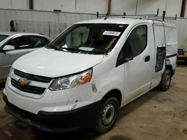 3N63M0YN0FK723010 - 2015 CHEVROLET CITY EXPRE WHITE photo 2