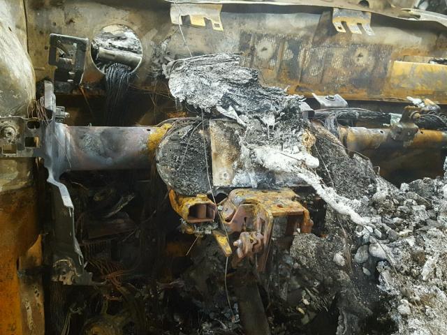 3C4NJDDB0JT307534 - 2018 JEEP COMPASS TR BURN photo 8