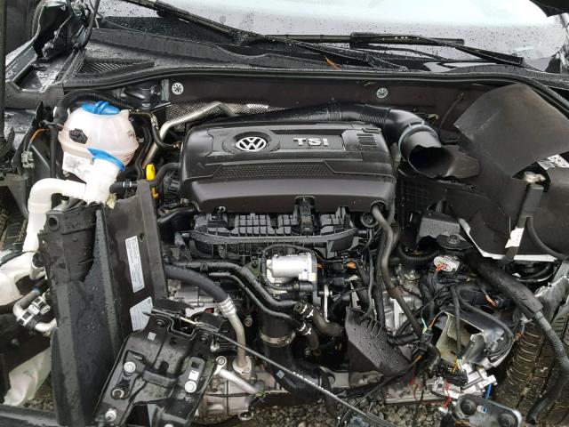 1VWDT7A32HC086249 - 2017 VOLKSWAGEN PASSAT R-L 银色 照片 7