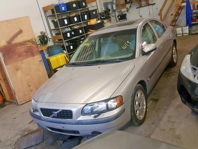 YV1RS58DX12010900 - 2001 VOLVO S60 2.4T TAN photo 2