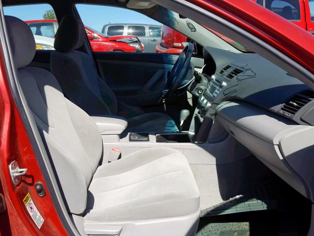 4T4BE46K49R123642 - 2009 TOYOTA CAMRY BASE RED photo 5