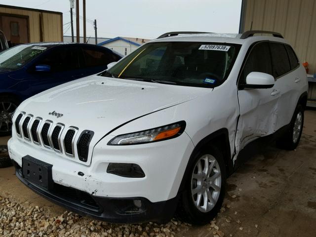 1C4PJLCB4JD566392 - 2018 JEEP CHEROKEE L WHITE photo 2