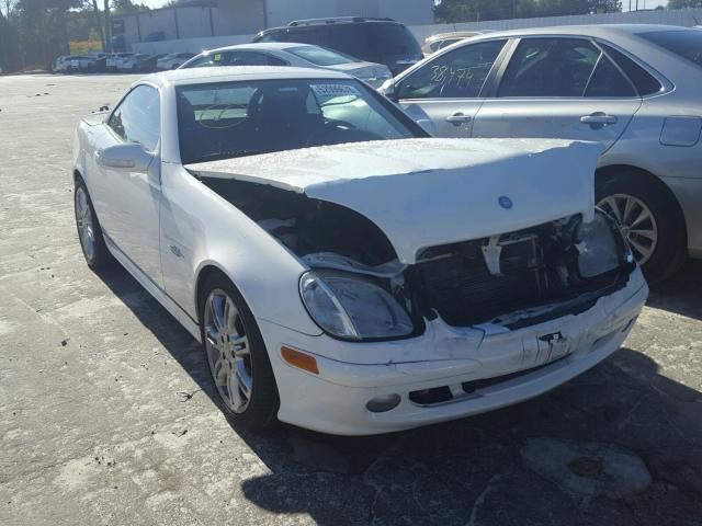 WDBKK65F04F305020 - 2004 MERCEDES-BENZ SLK 320 WHITE photo 1