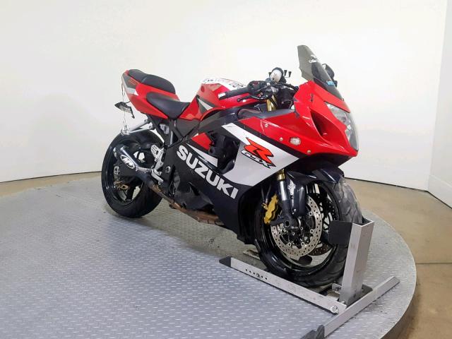 JS1GN7CA852106148 - 2005 SUZUKI GSX-R600 K RED photo 2