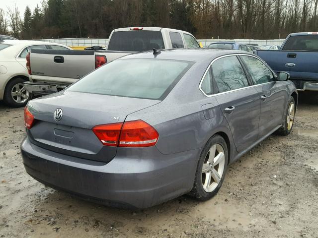 1VWBP7A3XDC101909 - 2013 VOLKSWAGEN PASSAT SE GRAY photo 4