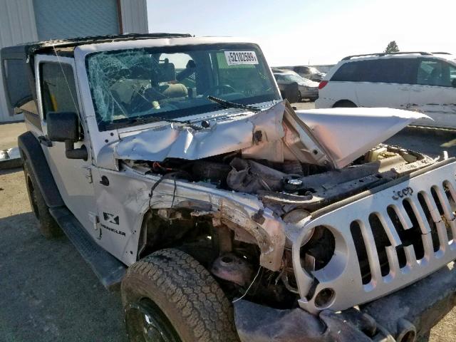 1J4FA24149L742378 - 2009 JEEP WRANGLER X SILVER photo 9