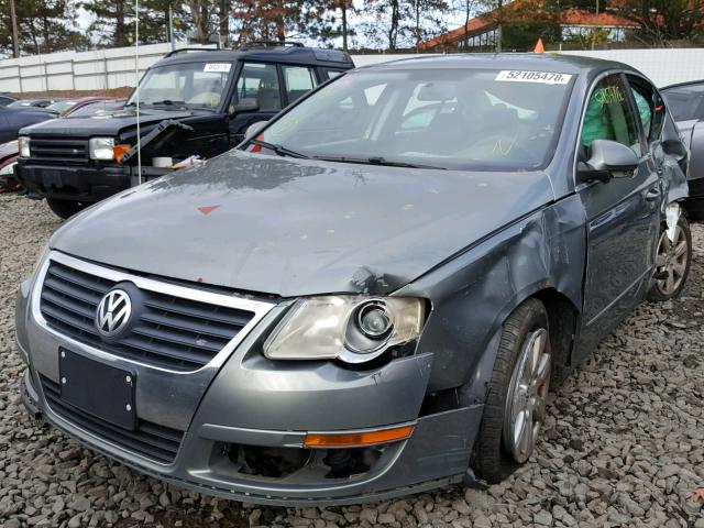 WVWJK73C08P026856 - 2008 VOLKSWAGEN PASSAT TUR GREEN photo 2