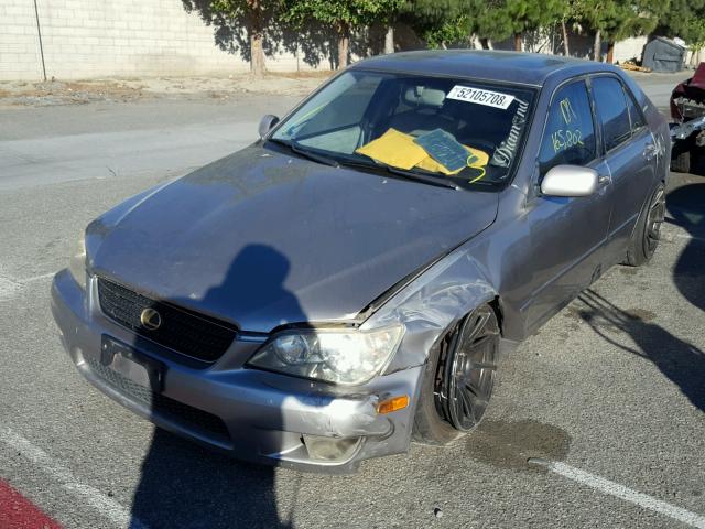 JTHBD192630076574 - 2003 LEXUS IS 300 GRAY photo 2