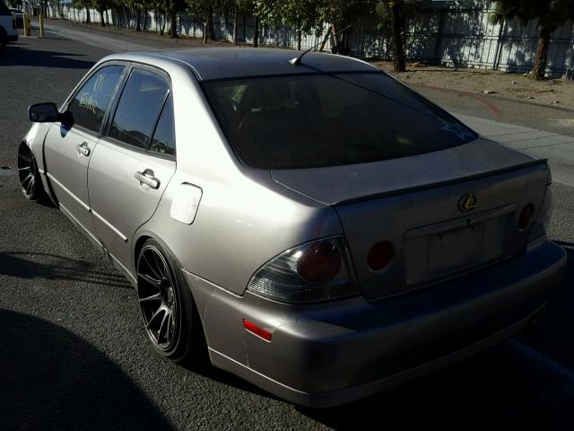 JTHBD192630076574 - 2003 LEXUS IS 300 GRAY photo 3