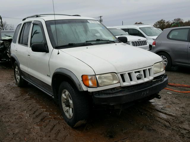 KNDJA723225159853 - 2002 KIA SPORTAGE WHITE photo 1