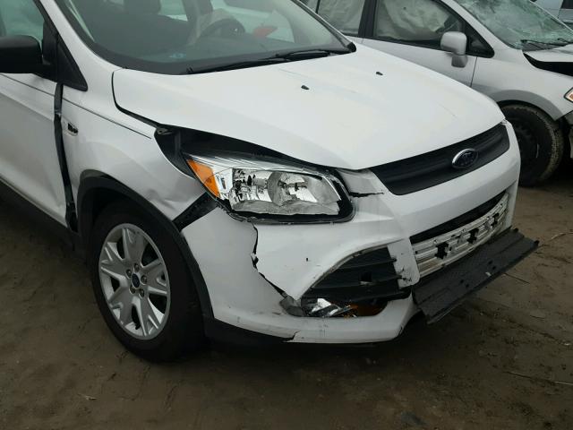 1FMCU0F72EUC27661 - 2014 FORD ESCAPE S WHITE photo 9