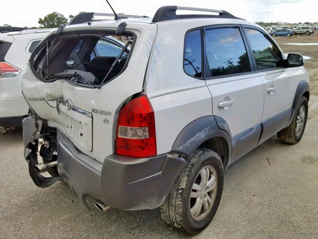 KM8JN12D07U634175 - 2007 HYUNDAI TUCSON SE WHITE photo 4