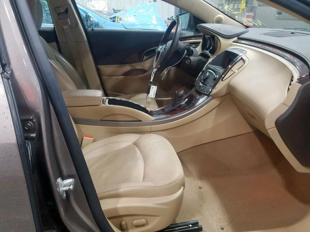 1G4GC5EDXBF330478 - 2011 BUICK LACROSSE C TAN photo 5