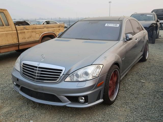 WDDNG77X88A144792 - 2008 MERCEDES-BENZ S 63 AMG SILVER photo 2