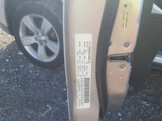 1J4NT1FB4BD236409 - 2011 JEEP COMPASS SP 银色 照片 10