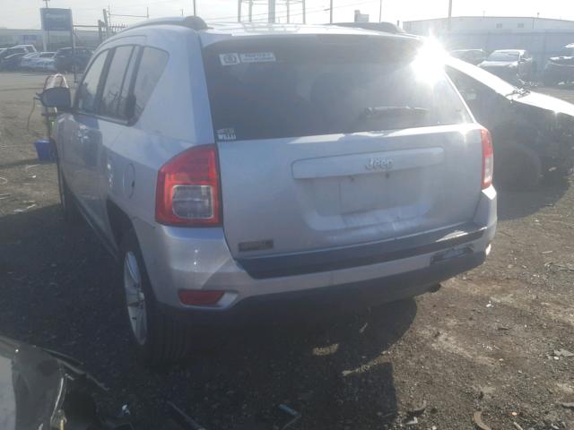 1J4NT1FB4BD236409 - 2011 JEEP COMPASS SP 银色 照片 3