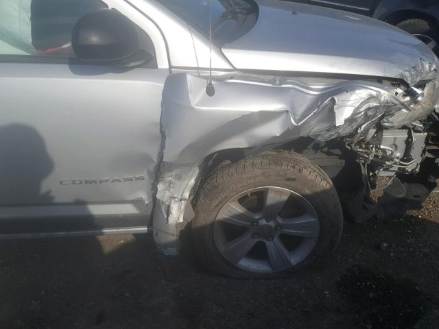 1J4NT1FB4BD236409 - 2011 JEEP COMPASS SP 银色 照片 9