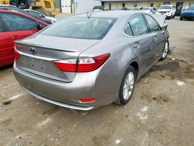 JTHBW1GG5F2097207 - 2015 LEXUS ES 300H GRAY photo 4