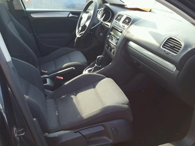 WVWDB7AJ7BW147699 - 2011 VOLKSWAGEN GOLF GRAY photo 5