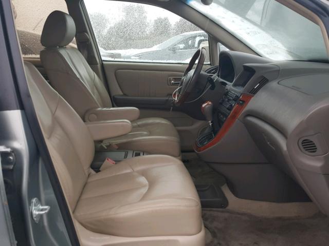 JTJHF10U310226963 - 2001 LEXUS RX 300 TAN photo 5