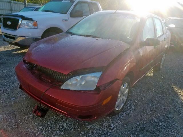 1FAFP34N75W101379 - 2005 FORD FOCUS ZX4 RED photo 2