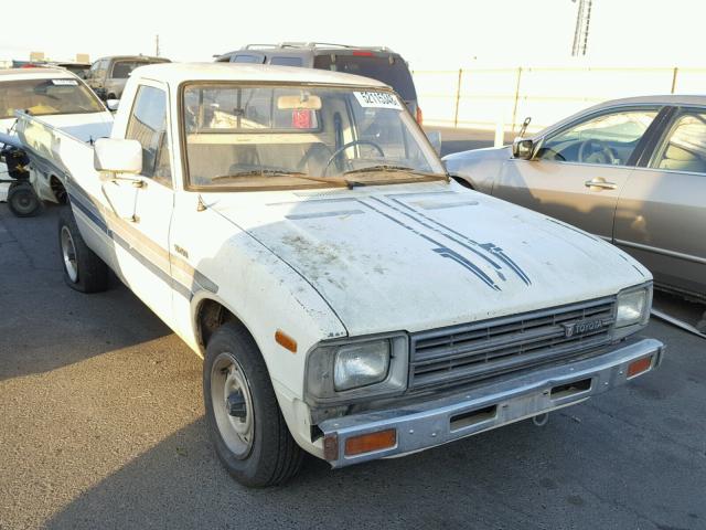 JT4RN44D6C0053190 - 1982 TOYOTA PICKUP / C WHITE photo 1