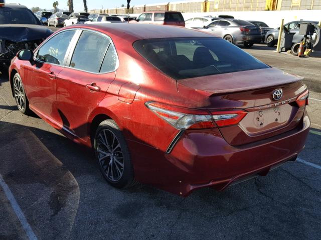 4T1B11HK2JU565583 - 2018 TOYOTA CAMRY L RED photo 3