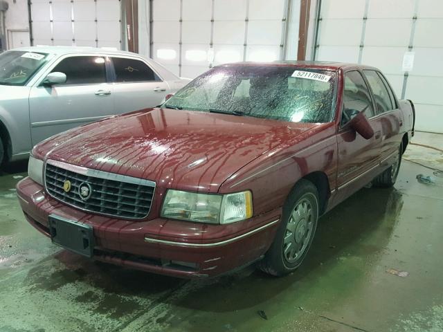 1G6KF5498XU721055 - 1999 CADILLAC DEVILLE CO RED photo 2