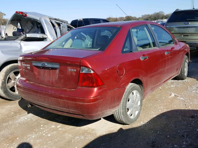 1FAFP34N85W137145 - 2005 FORD FOCUS ZX4 RED photo 4