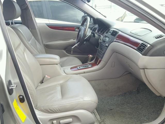 JTHBF30G820047476 - 2002 LEXUS ES 300 SILVER photo 5