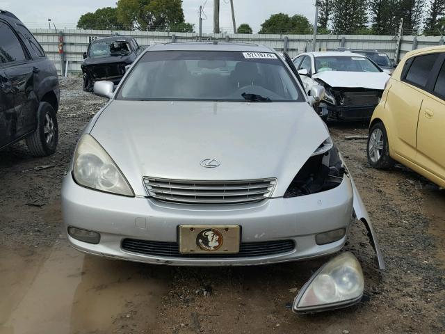 JTHBF30G820047476 - 2002 LEXUS ES 300 SILVER photo 9