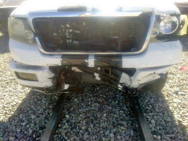 1FTPX145X4NA37457 - 2004 FORD F150 WHITE photo 9