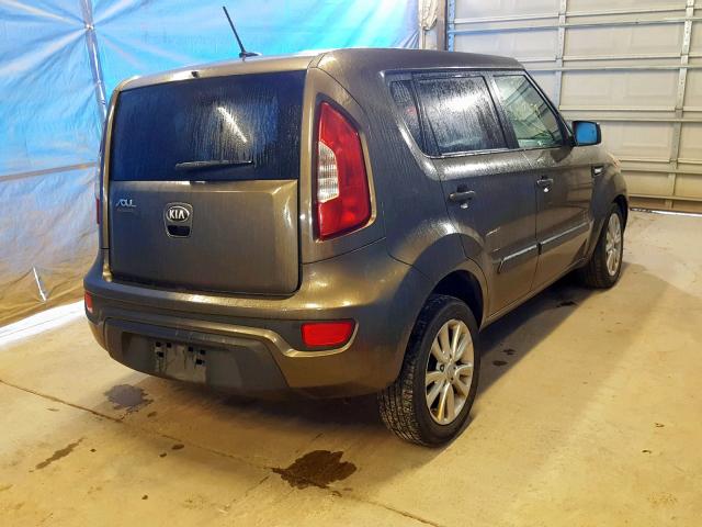 KNDJT2A54D7551823 - 2013 KIA SOUL GRAY photo 4