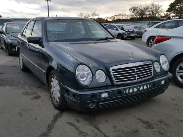 WDBJF25F0WA657328 - 1998 MERCEDES-BENZ E 300TD GREEN photo 1