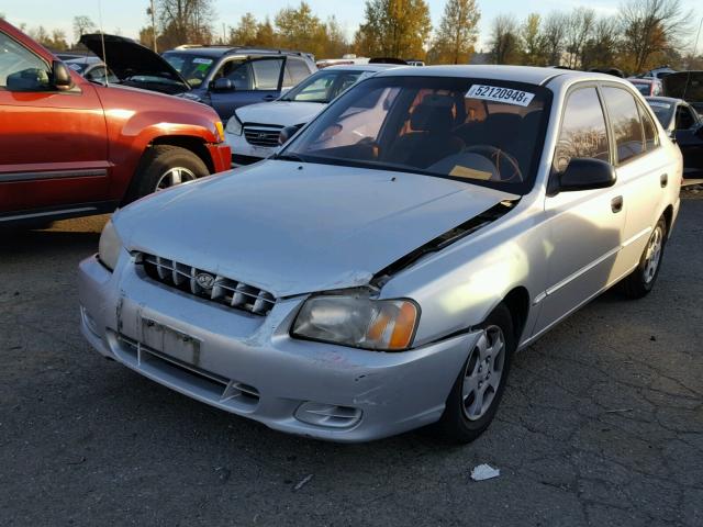 KMHCG45C11U212219 - 2001 HYUNDAI ACCENT GL SILVER photo 2