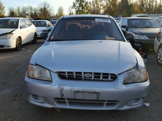 KMHCG45C11U212219 - 2001 HYUNDAI ACCENT GL SILVER photo 9