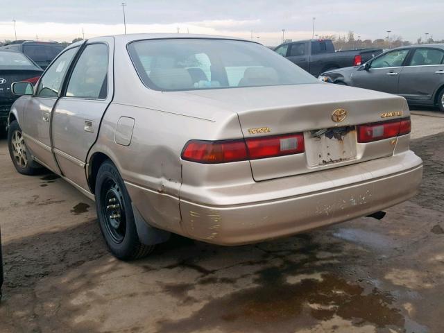 4T1BF28K6WU047944 - 1998 TOYOTA CAMRY CE GOLD photo 3