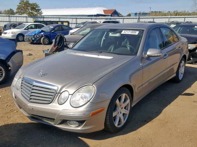 WDBUF87X27X216031 - 2007 MERCEDES-BENZ E 350 4MAT BEIGE photo 2