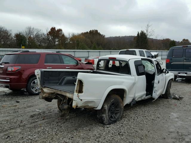 1D7GL12K64S639106 - 2004 DODGE DAKOTA SXT WHITE photo 4