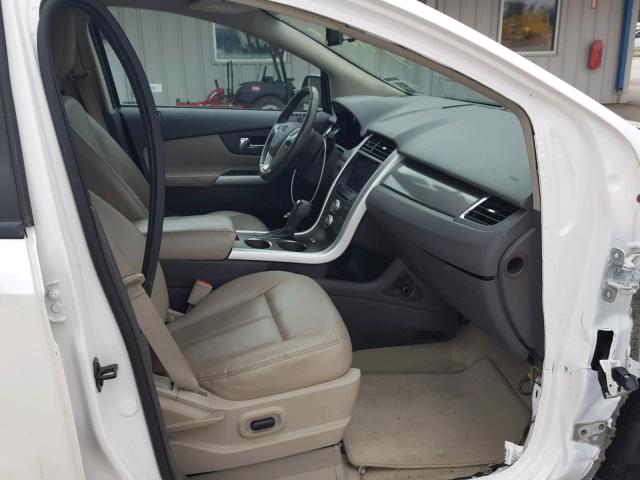 2FMDK3JC7CBA03319 - 2012 FORD EDGE SEL WHITE photo 5