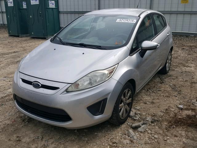 3FADP4EJXBM147342 - 2011 FORD FIESTA SE SILVER photo 2