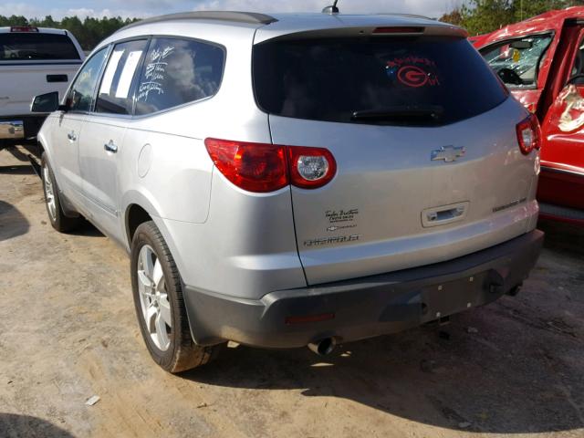 1GNER33D99S109139 - 2009 CHEVROLET TRAVERSE L SILVER photo 3