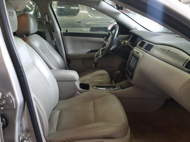 2G1WD58C981211720 - 2008 CHEVROLET IMPALA SUP 银色 照片 5